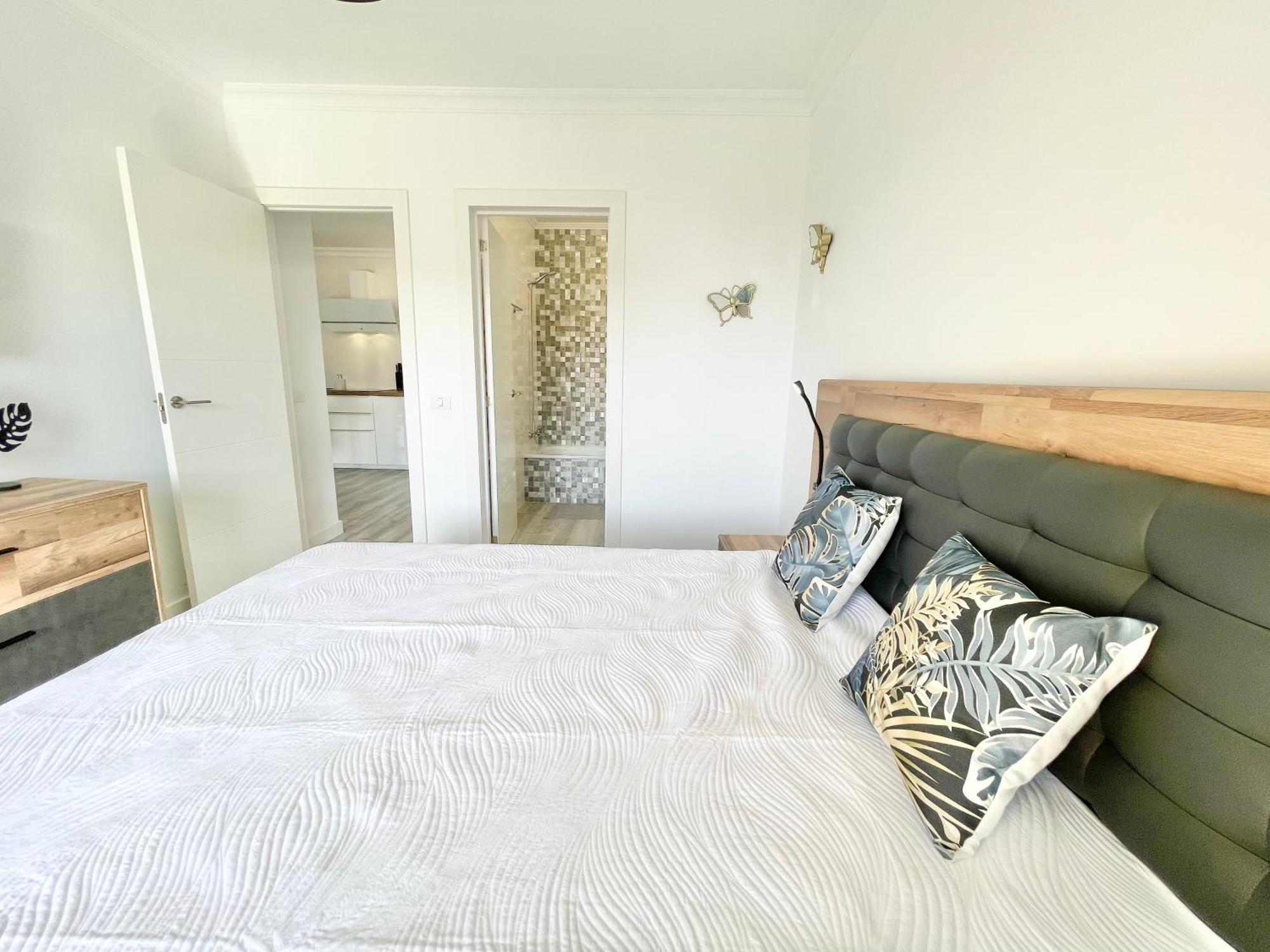 Paulmarie Apartment Gigantes Ocean Lounge Пуерто де Сантяго Екстериор снимка